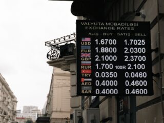 Systemy kursowe: kurs płynny, stały i zarządzany