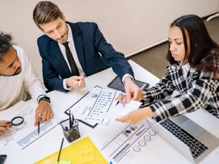 Private equity: jak działają fundusze i wykupy przedsiębiorstw
